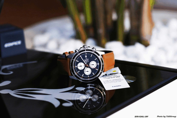 CASIO EDIFICE EFR-526L-1B - QUÀ TẶNG TRỊ GIÁ 600K