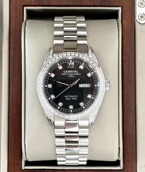 Đồng hồ Carnival 8907G-VT-D