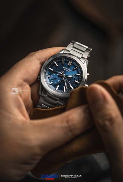 CASIO EDIFICE EQB-1300D-2A