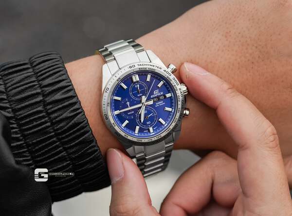 CASIO EDIFICE EFR-574D-2AV