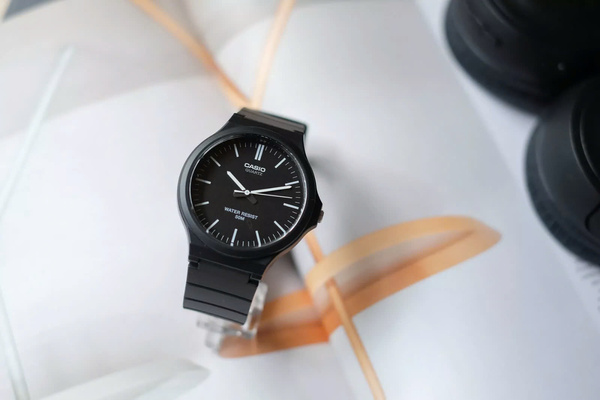 Đồng Hồ Casio MW-240-1E