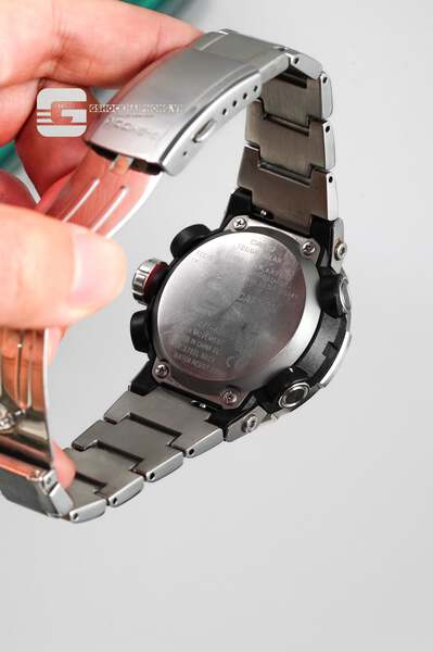 GS-000249 ( Casio G-Shock GST-B200D-1A )