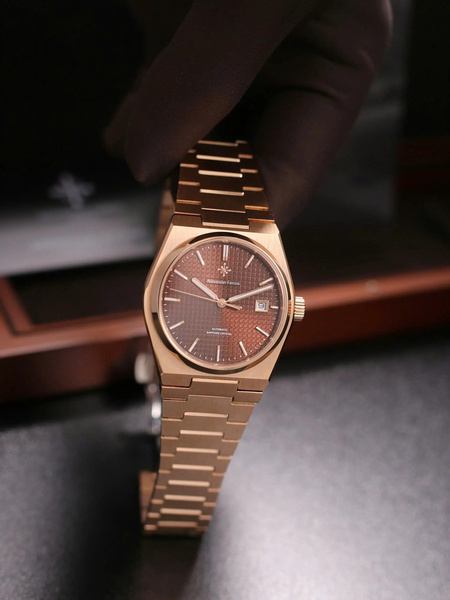 Alexander Ferros 5052R/08