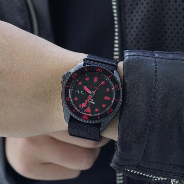 Đồng Hồ Nam Chính Hãng SEIKO 5 Sports SRPD83K1S
