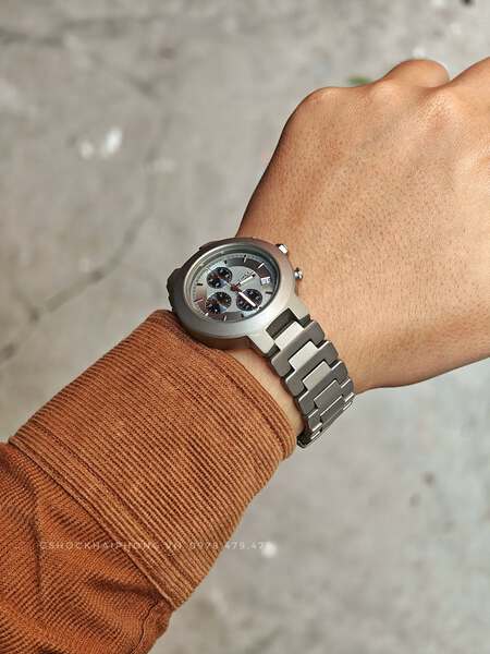 GS-000128 ( Timex Chronograph Titannium )