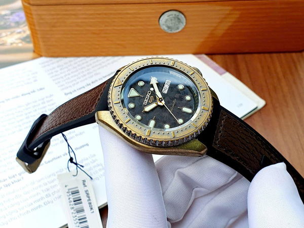 Đồng Hồ Nam Chính Hãng SEIKO 5 Sports SRPE80K1
