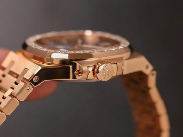 Alexander Ferros 6111R/02