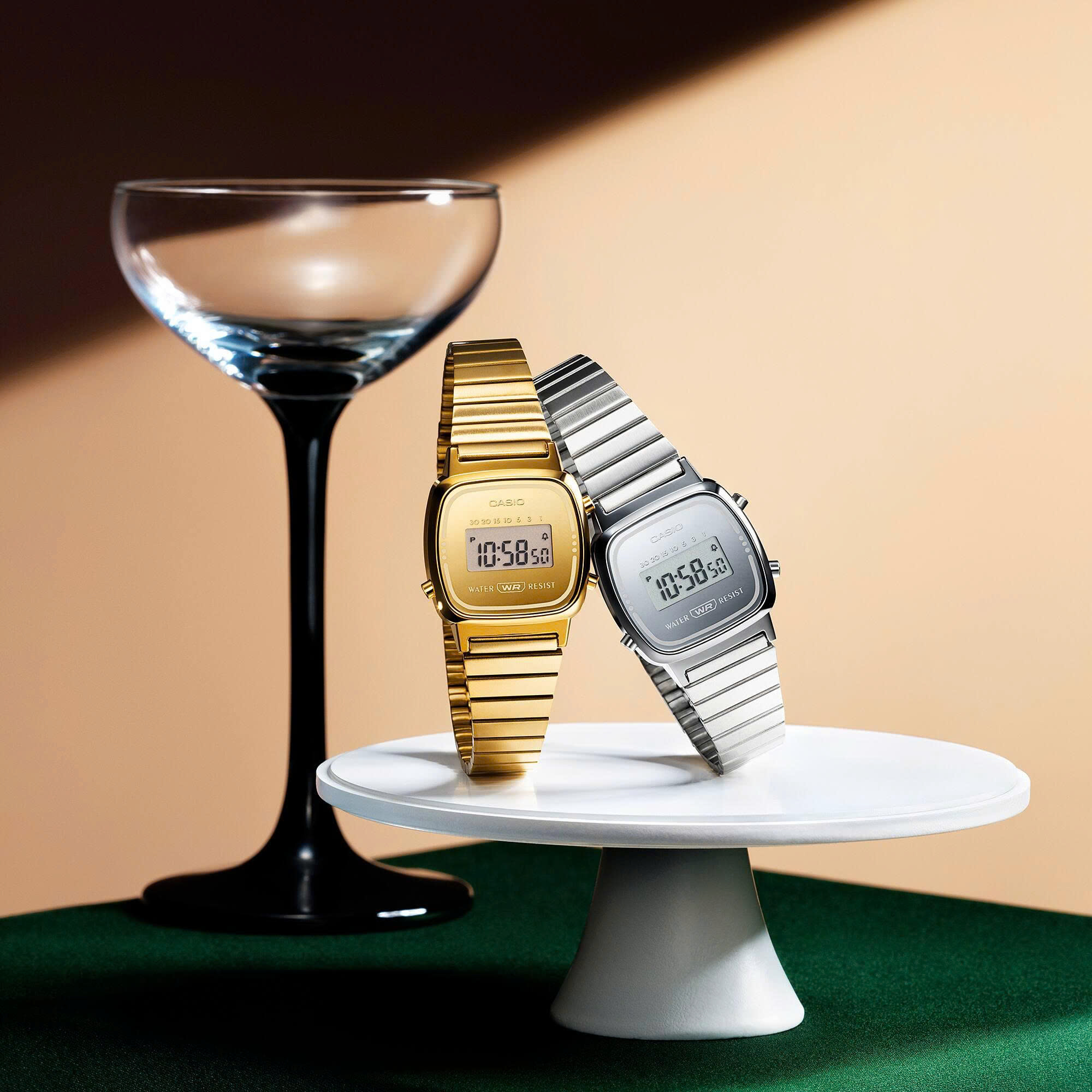 Đánh Giá Chi Tiết Casio LA670WES: Mẫu Đồng Hồ Nuôi Nữ Tính, Cổ Điển Dành Cho Phái Đẹp