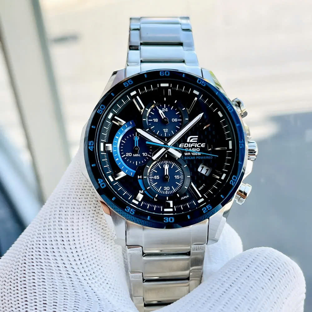 ĐÁNH GIÁ CHI TIẾT CASIO EDIFICE EQS-900DB-2A: SỨC MẠNH PIN NĂNG LƯỢNG MẶT TRỜI VÀ MẶT SỐ CARBON THỂ THAO