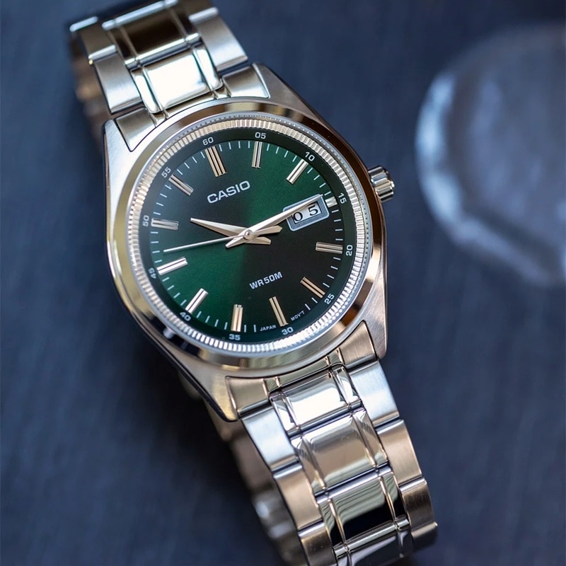 Casio MTP-B180: Đỉnh Cao Của Sự Tối Giản Và Thanh Lịch Trong Tầm Giá