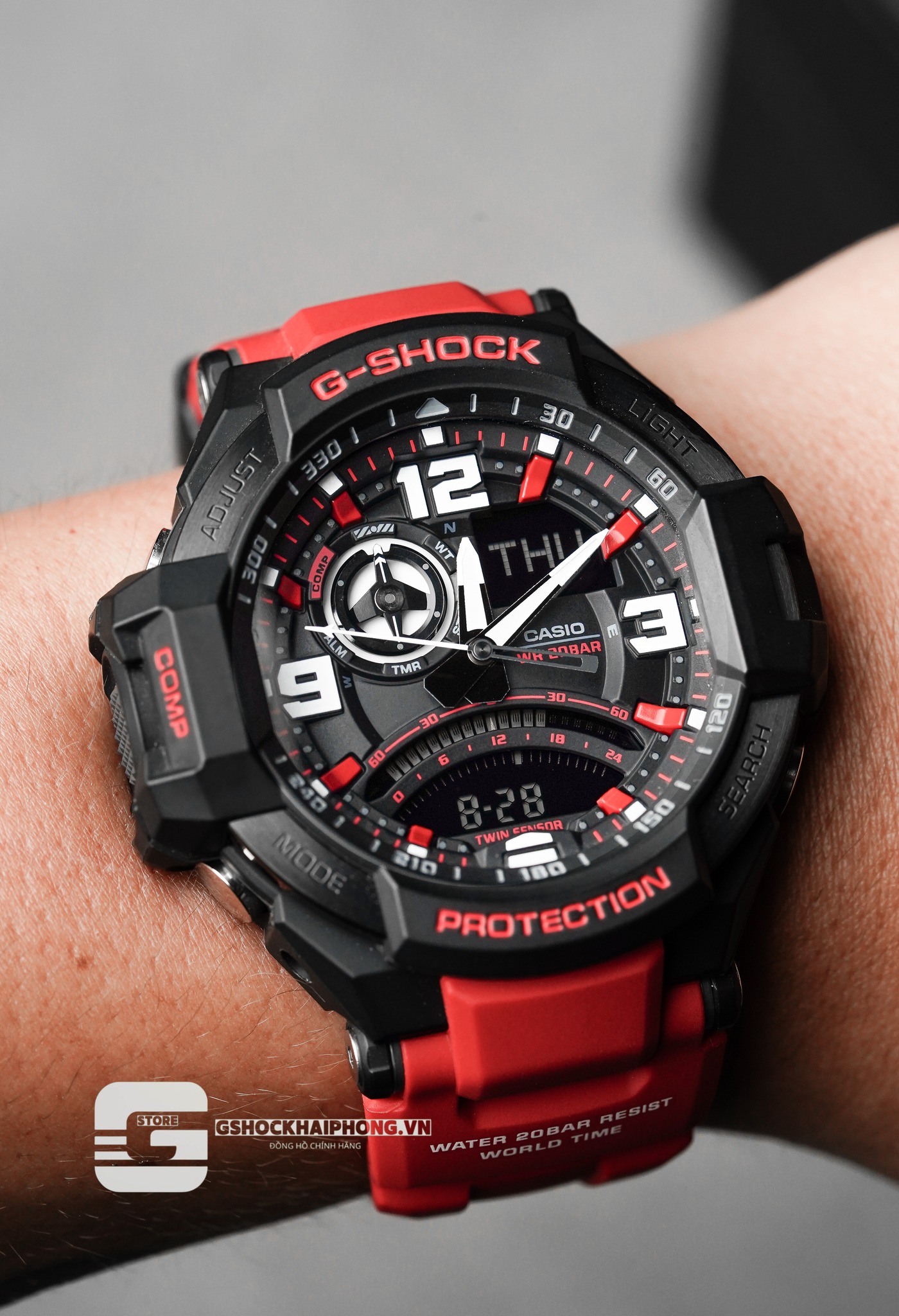Casio G-Shock GA-1000: 